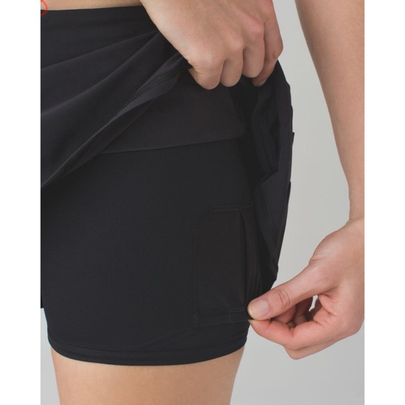 Lululemon Run: Pace Setter Skirt Black 6 - Picture 8 of 12